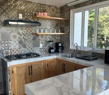 Tlatlauquitepec House | Maravillosa cabaña para descanso CRISTAL