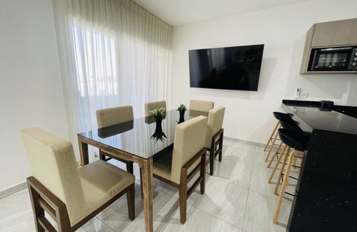 Villa Marina Condo | Marina Cerritos 310: Rooftop, Pools & Near Beach