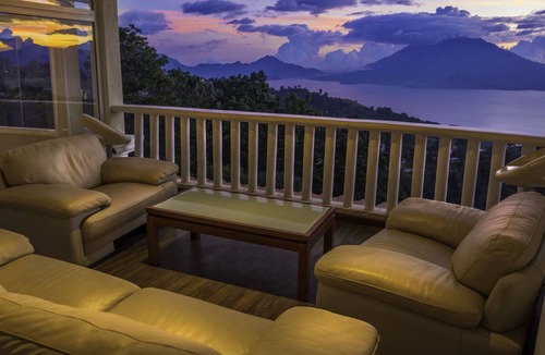 Solola Hotel | Maya Healing Resort Paz Mundo