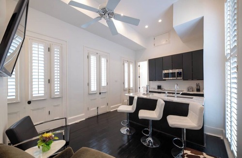 French Quarter Hotel | Melrose Mansion