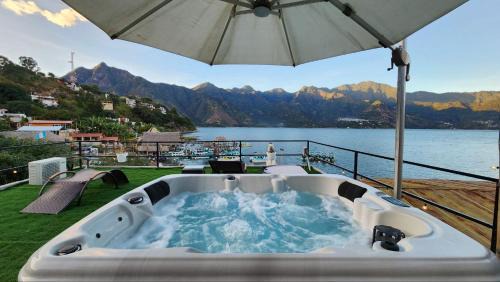 San Pedro La Laguna Apartment | MIAMI by Luxury Atitlan