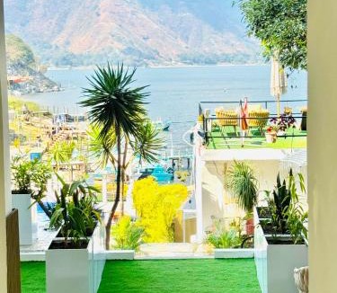 San Pedro La Laguna Apartment | MIAMI by Luxury Atitlan
