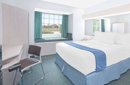 Broken Bow Hotel | Microtel Inn by Wyndham Broken Bow