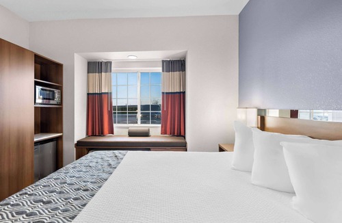 Sweetwater Hotel | Microtel Inn & Suites by Wyndham Sweetwater