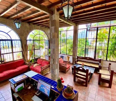 San Pedro La Laguna Hotel | Mikaso Hotel