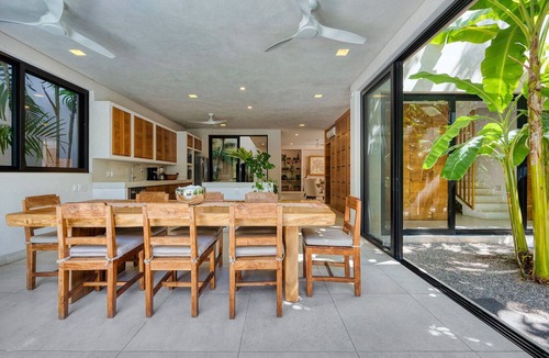 San Francisco Villa | Minimalist San Pancho Villa
