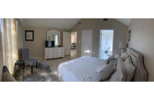 Pharr House | Minutes to Shopping, Dining and Fun Family Stay - Sleeps 6