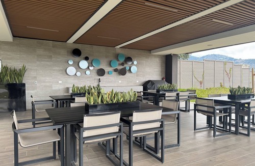 Santa Lucia Milpas Altas Apartment | Mirador Santo Tomás – Modern, minutes from Antigua