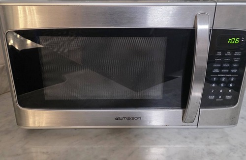 Matamoros Apartment | Modern and Secure Artsy Apt · Remodeled · 4 Bed · Peace of Mind