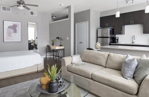 Terrell Heights Apartment | Modern Apartment in Prime Location (ID5352X19)