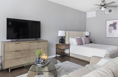 Terrell Heights Apartment | Modern Apartment in Prime Location (ID5352X19)