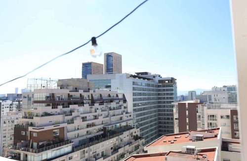 Ampliacion Granada Apartment | Modern Apartment with Premium Amenities
