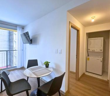 Zona 4 Apartment | Modern Apt in Zone 4 - Art District