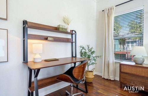 Clarksville Apartment | Modern Haven with King Suite + Impeccable Location