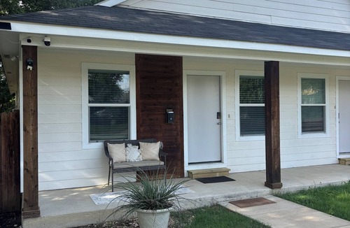 Oak Cliff House | Modern Luxury Home with super comfy and cozy Tempur-pedic mattresses.