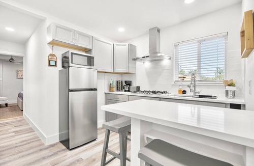 Garfield Apartment | Modern Private Retreat Near Austin & COTA Racing!