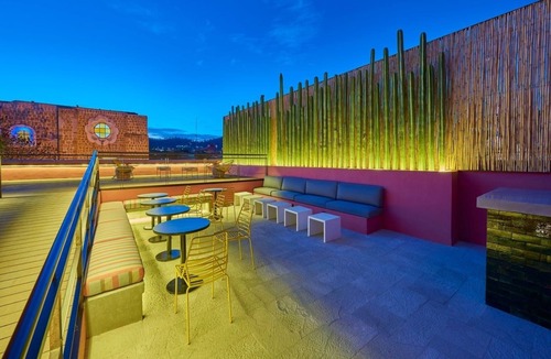 Jalatlaco House | Modern Rooms Near Oaxaca Cathedral – Perfect for Sightseeing - 3 Units