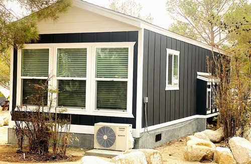 Lone Pine Cabin | Modern Tiny Home with Mountain Views Near Mt. Whitney, Lone Pine, California