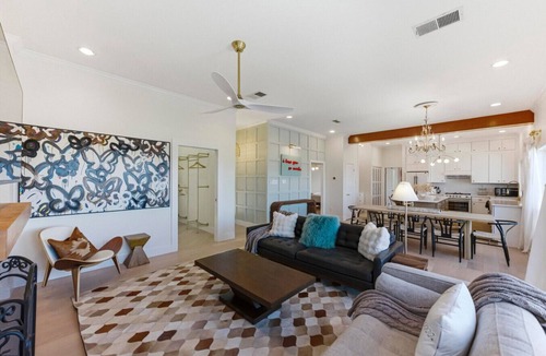 Barton Hills House | Modern Zilker Retreat | Downtown Views + Walk to ACL & Barton Springs