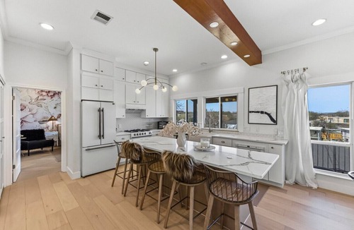 Barton Hills House | Modern Zilker Retreat | Downtown Views + Walk to ACL & Barton Springs
