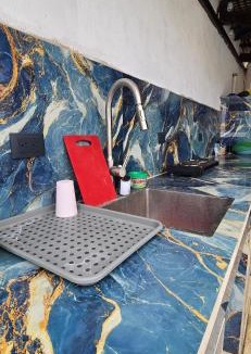 Puerto Barrios House | Moderna Casa con acceso a piscina con jacuzzi y generador electrico automatico