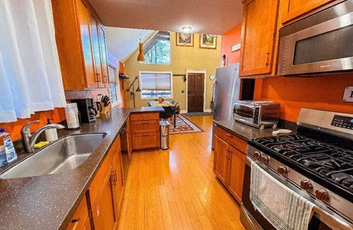 Kachina Village Ski Chalet | Moki Pines Chalet - Stylish Stay Among the Pines