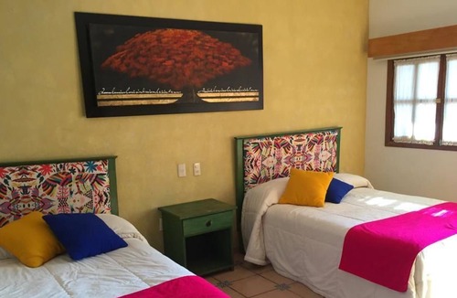 Colima Hotel | Montroi Express