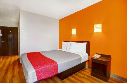 Pomerene Hotel | Motel 6-Benson, AZ