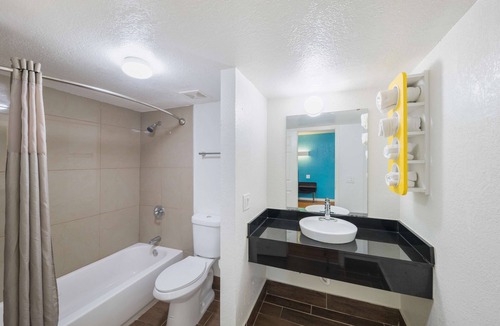 Grand Prairie Hotel | Motel 6 Grand Prairie, TX - Interstate 30