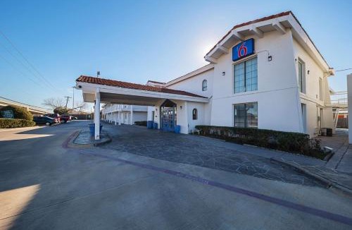 Grand Prairie Hotel | Motel 6-Grand Prairie, TX - Interstate 30