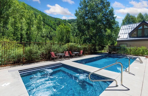 Telluride Condo | Mountain Hideaway w River Views + Walk to Chair 7 @ Viking Lodge 315