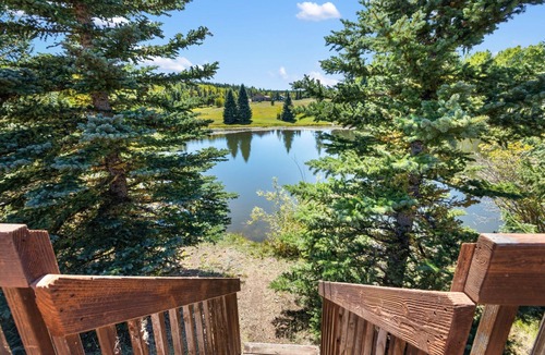 Divide Cabin | Mountain & Pond Views, Hot Tub, Movie Theater