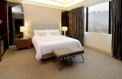 Monterrey Hotel | MS Milenium Monterrey, Curio Collection by Hilton