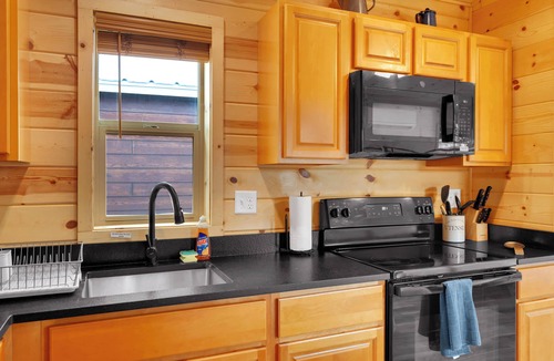 Summerhaven Cabin | Mt Lemmon Hotel - Cabin 2, Pet Friendly
