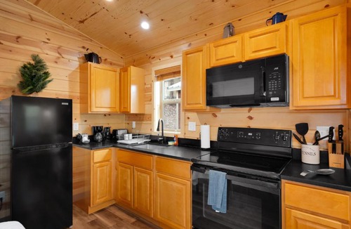 Summerhaven House | Mt Lemmon Hotel Cabin 10