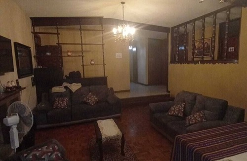 Zona 13 Hotel | MUNDO HOSTAL