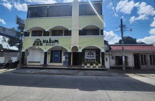 Flores Hotel | Nakum Hotel