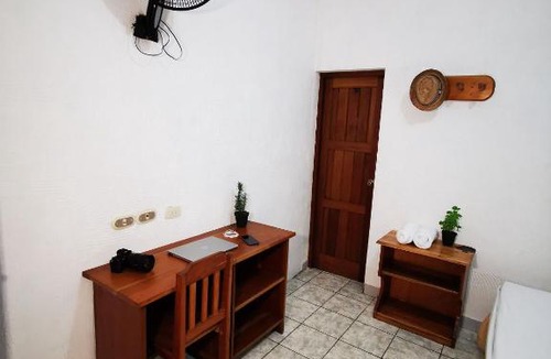 Flores Hotel | Natz Hotel
