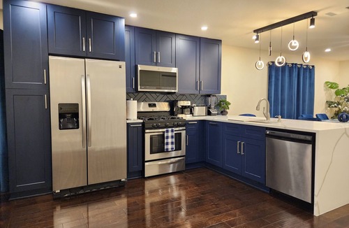 Blackshear-Prospect Hill House | Navy Nights & Downtown Lights