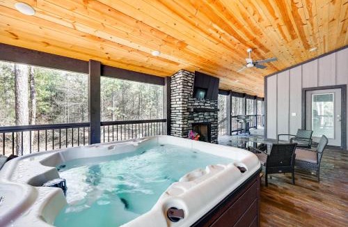Hochatown House | Near New Casino: Broken Bow Cabin w/Hot Tub