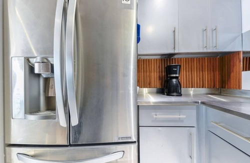 Monterrey Centro Apartment | ¡New in Santa Lucía! 6 guests, GYM, Pool, Parking