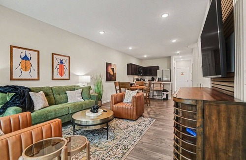 Parkdale House | New Modern Duplex | 2 Bed, 2 Bath | Cincinnati