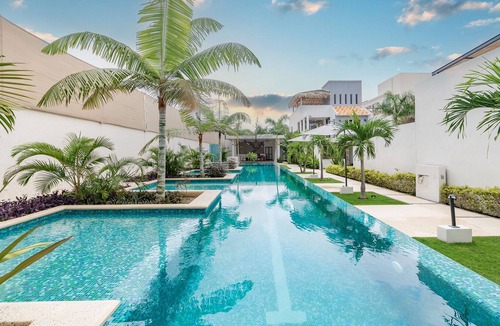 Arrecife Villa | (NEW) Modern Villa in Fantastic Central Location