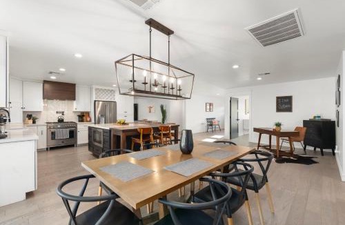 Shea North Estates House | New Tropical Vibe Villa By The Glam Homes
