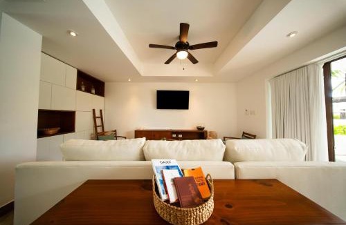 Monterrico Villa | New villa with pool access for 7 ppl and 2 BR