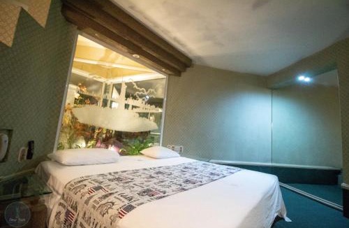 Orizaba Hotel | New York Hotel/Motel