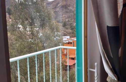 De La Presa Apartment | Nice & Cozy Apartment in Guanajuato - free parking