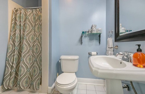 Mid-City Hotel | NOLA Vibes | Cozy Studio on Canal Street