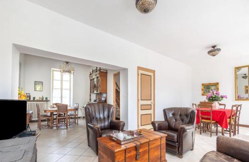 Hambye House | Normandy Fireplace Retreat