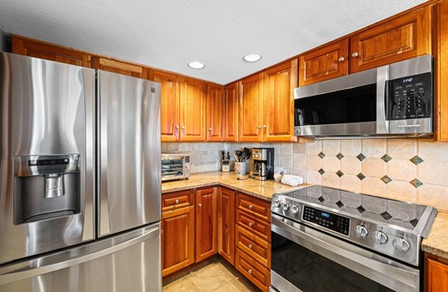 Mountain House Condo | Nostalgic Mountain Getaway, Only a Short Walk to Lifts or River Run!